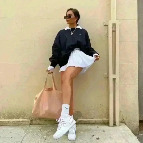 Vintage 90’s NIKE White Pleated Tennis Skirt Women’s Large - Picture 3 of 10